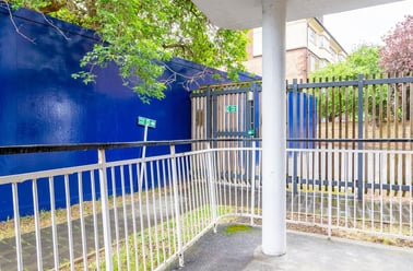 Lower Road, Wapping, London - Image 3